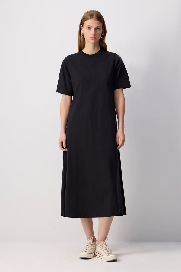 %100 PAMUKLU KISA KOLLU ÖRME ELBİSE