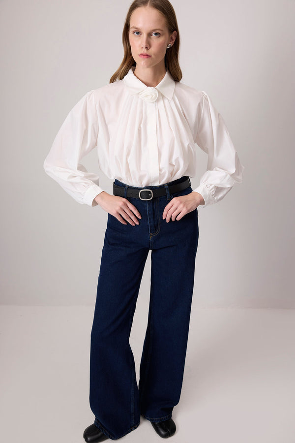 %100 PAMUKLU GÜL DETAYLI GÖMLEK